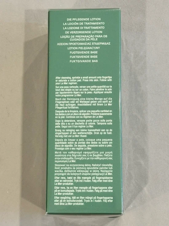 La Mer The Treatment Lotion - Picture 3 of 5